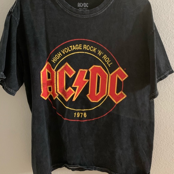 Fashion Nova Tops - AC/DC shirt